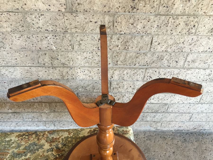 Wooden Pedestal Table With Travertine Top [Photo 8]