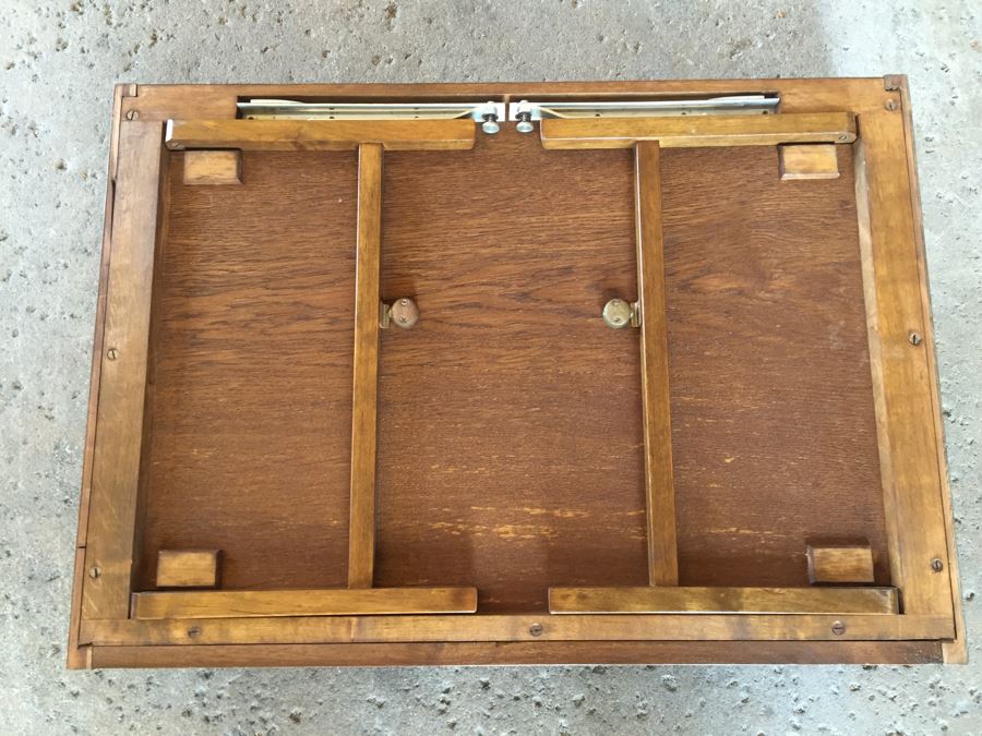 Pair Of Very Nice Wooden Inlay Trays With Separate Folding Stands And Built In Stands [Photo 15]