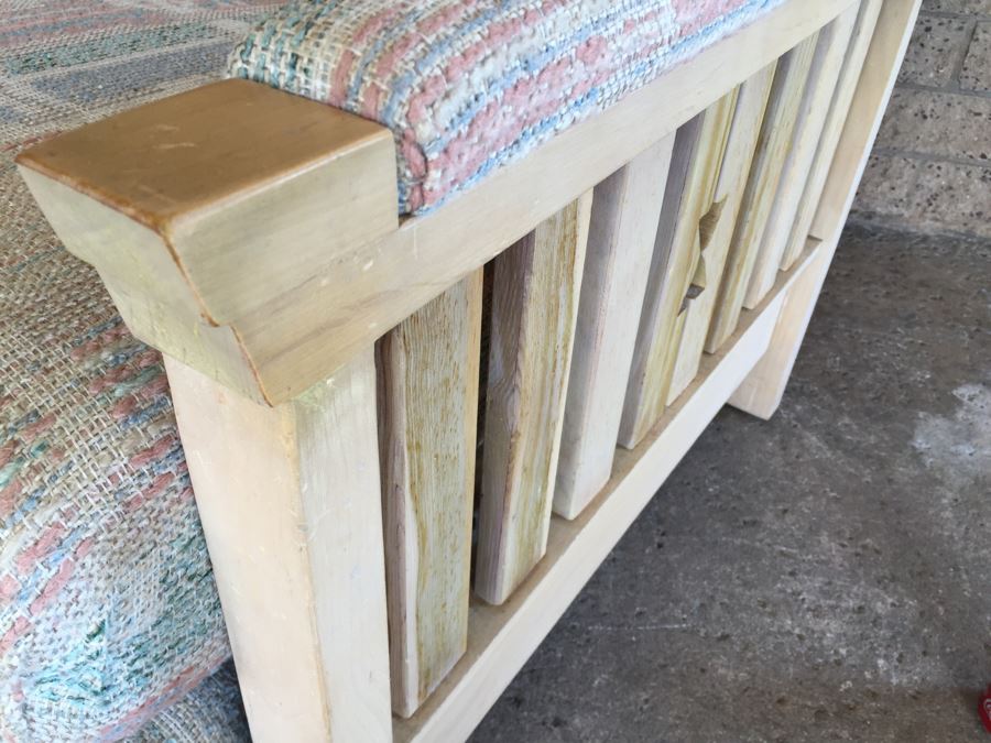 Barcalounger Recliner [Photo 5]