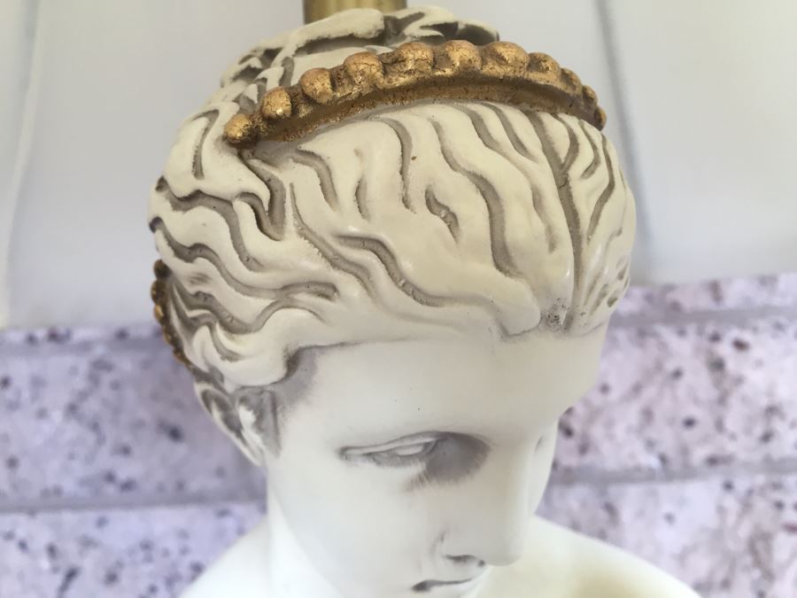 Tall White And Gold Plaster Woman Lady Italian Table Lamp With Exquisite Lamp Shade [Photo 8]