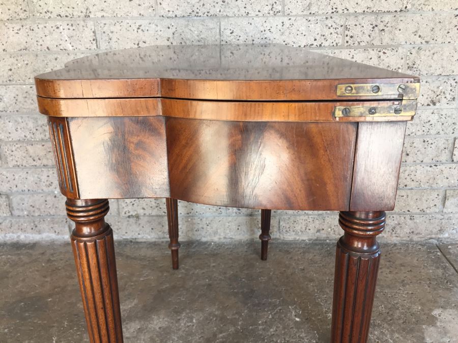 Vintage Gateleg Console Table [Photo 10]
