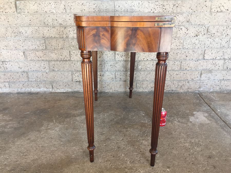Vintage Gateleg Console Table [Photo 9]