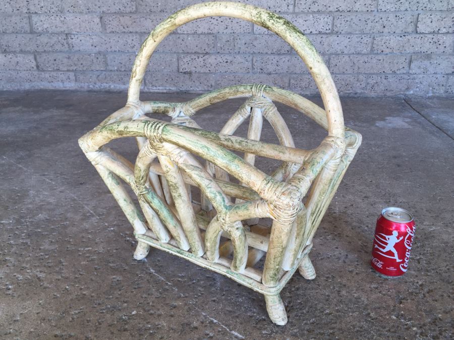 Wicker Magazine Rack [Photo 2]