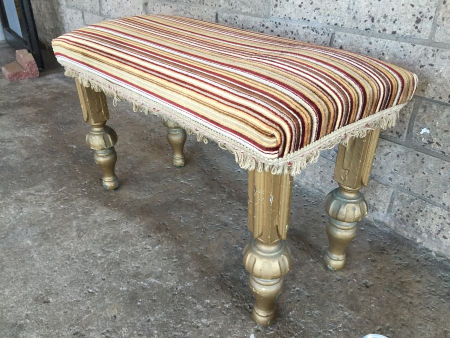 Vintage Upholstered Bench [Photo 6]