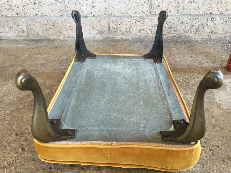 Vintage Upholstered Stool With Metal Queen Anne Legs [Photo 3]