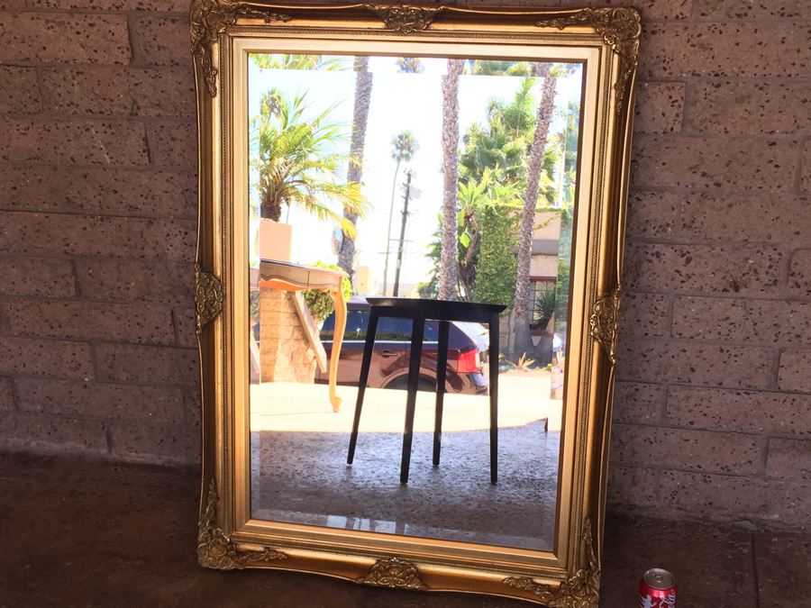 Windsor Art Gilt Frame Beveled Glass 24 x 36 Wall Mirror [Photo 4]