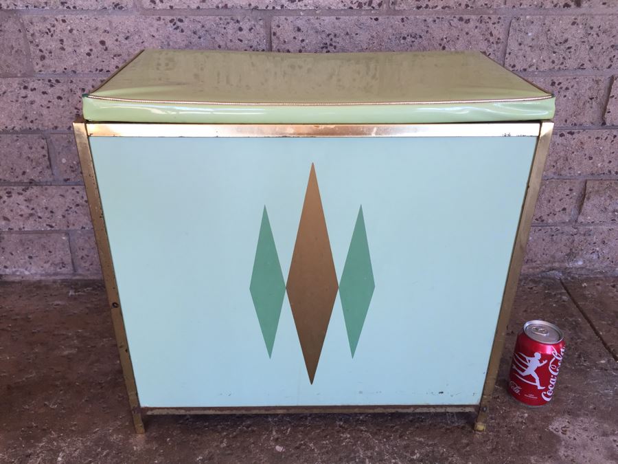 Retro Detecto Hamper Side Handles Are Missing [Photo 4]