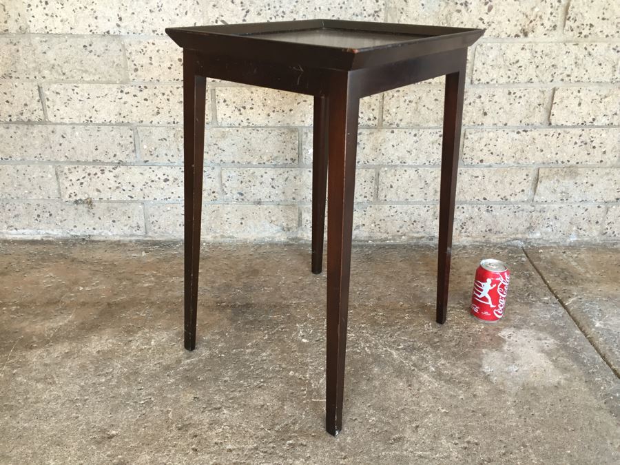 Mid-Century John Stuart Side Table New York Grand Rapids [Photo 2]