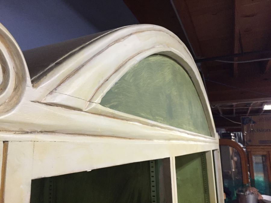 Nice Wooden Wall Unit With Bottom Credenza And Hutch With Domed Top [Photo 15]