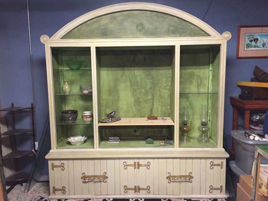 Nice Wooden Wall Unit With Bottom Credenza And Hutch With Domed Top [Photo 4]