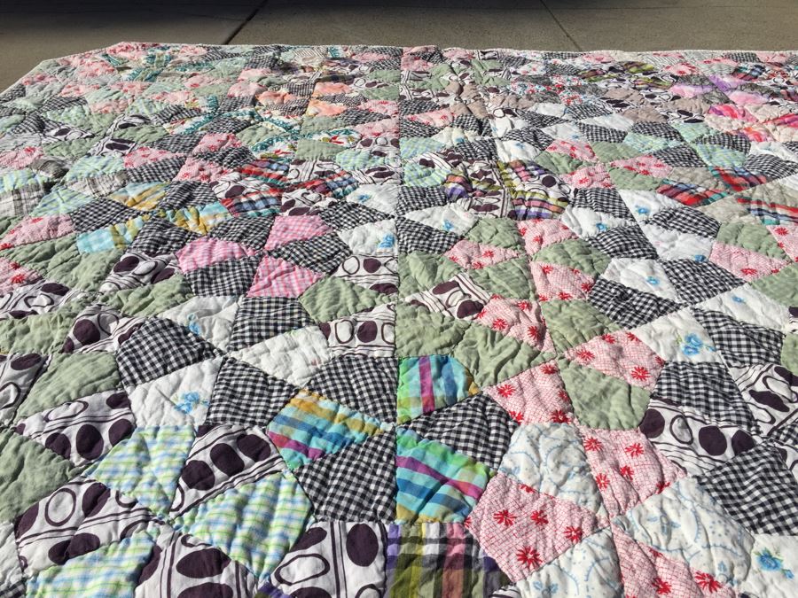 Vintage Quilt 64' x 77' [Photo 8]
