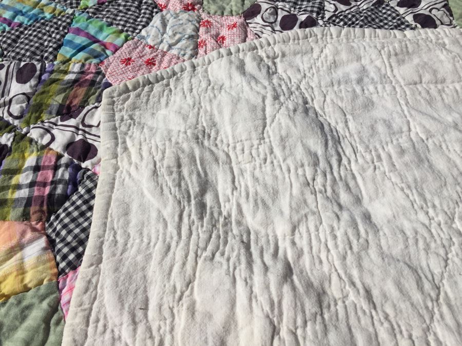 Vintage Quilt 64' x 77' [Photo 9]