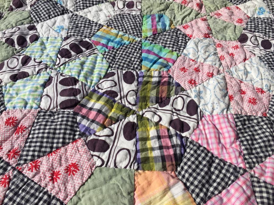 Vintage Quilt 64' x 77' [Photo 2]