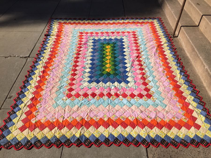 Nice Colorful Vintage Quilt 109' x 88' [Photo 4]