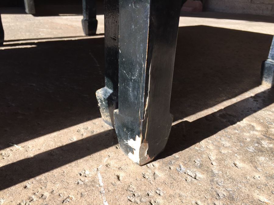 Set Of Hand Painted Chinese Nesting Tables Black Lacquer [Photo 17]