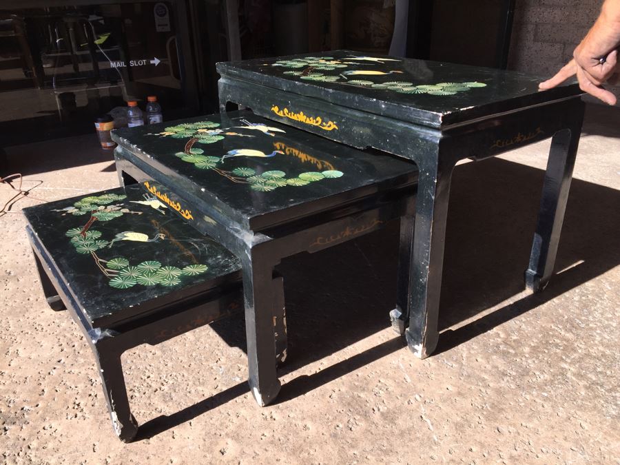 Set Of Hand Painted Chinese Nesting Tables Black Lacquer [Photo 16]