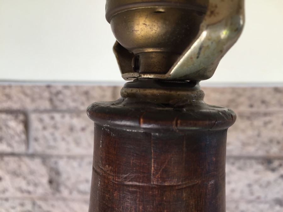 Stunning Vintage Carved Wood Floor Lamp [Photo 12]