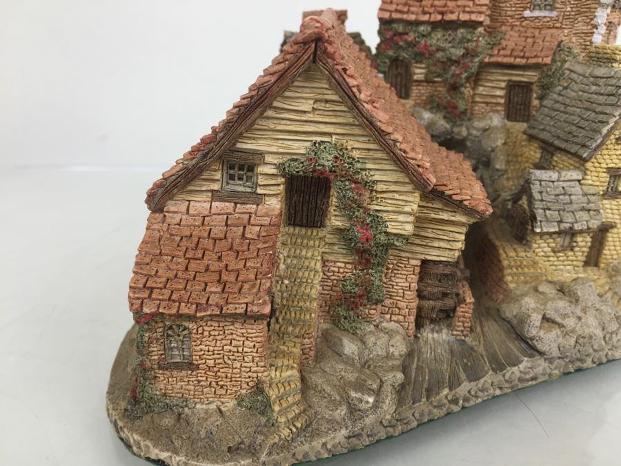 Brookside Hamlet By David Winter Hand Made And Hand Painted Hampshire, Great Britain [Photo 5]