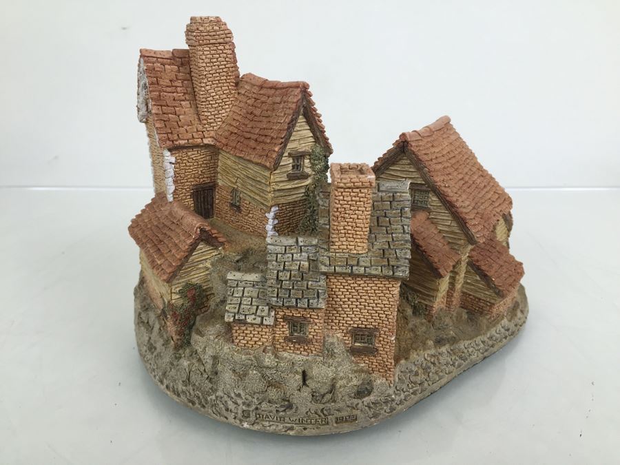 Brookside Hamlet By David Winter Hand Made And Hand Painted Hampshire, Great Britain [Photo 14]