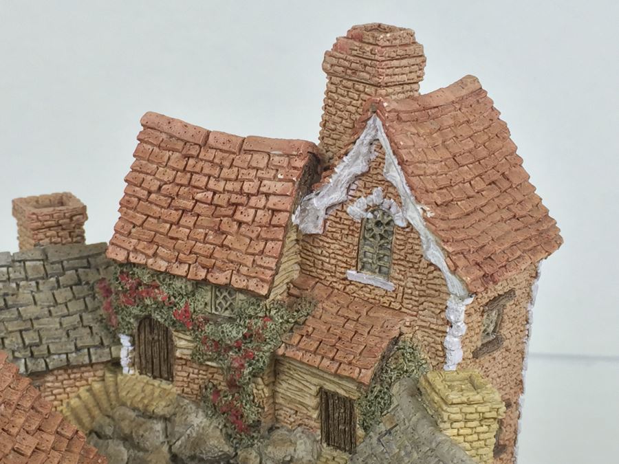 Brookside Hamlet By David Winter Hand Made And Hand Painted Hampshire, Great Britain [Photo 10]