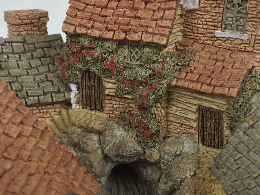 Brookside Hamlet By David Winter Hand Made And Hand Painted Hampshire, Great Britain [Photo 9]