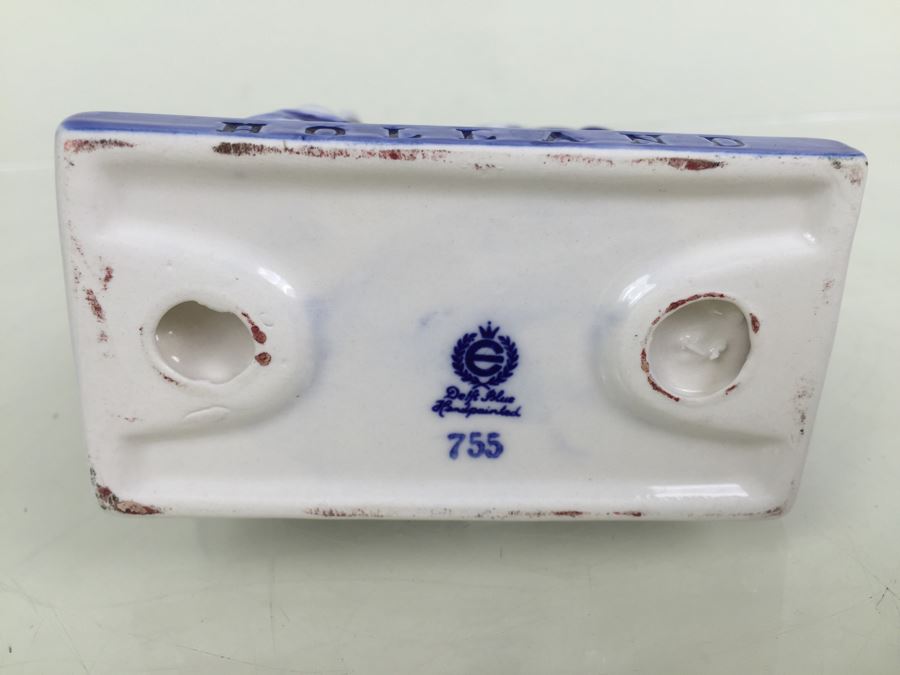 Vintage Hand Painted Delft Blue Holland Kissing Couple Boy Girl Figurine # 755 [Photo 3]