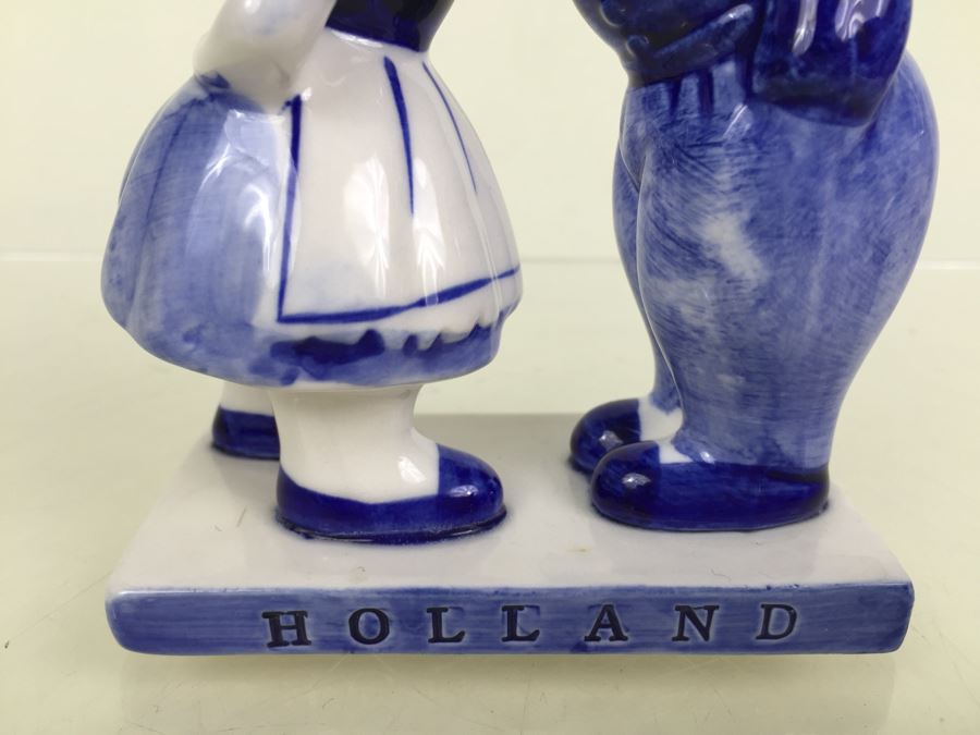 Vintage Hand Painted Delft Blue Holland Kissing Couple Boy Girl Figurine # 755 [Photo 6]
