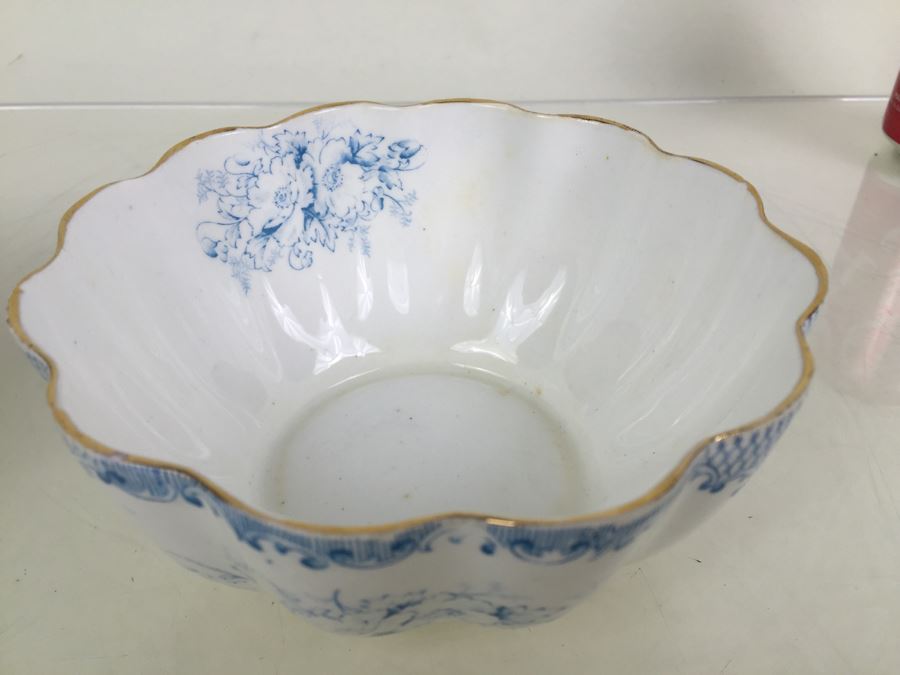 Elegant Set Of Gold Rimmed Blue And White Cups And Saucers With Plates And Bowl [Photo 25]