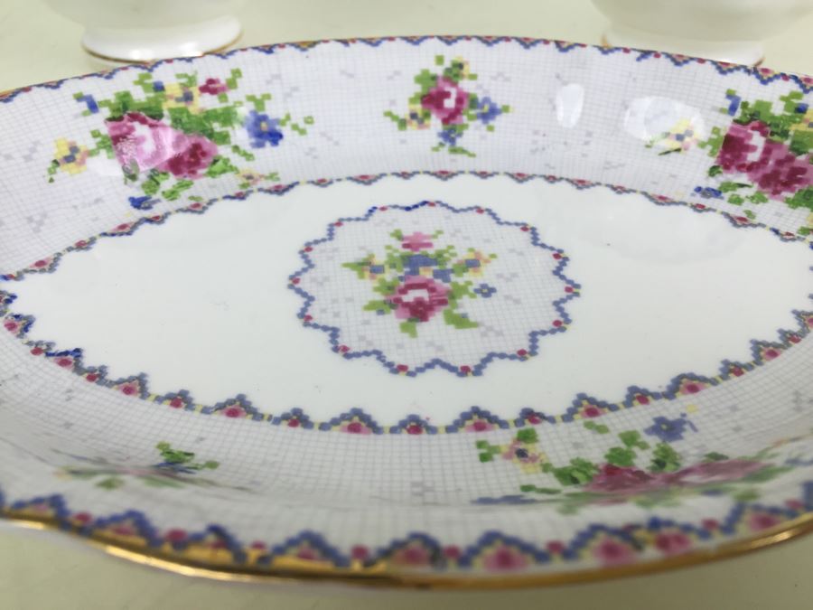 Set Of Royal Albert Bone China England In Petit Point China Pattern [Photo 18]
