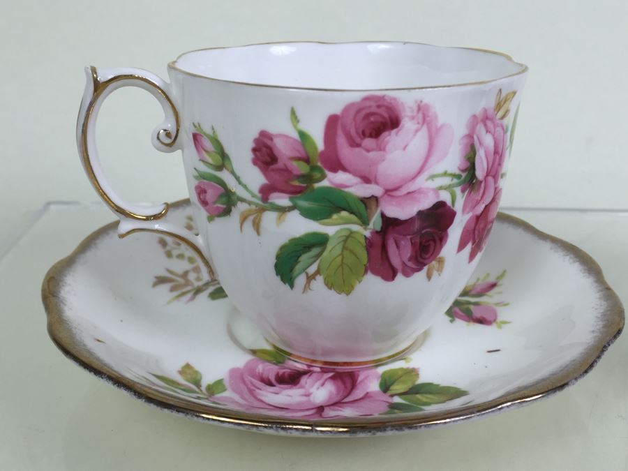 Set Of 5 Cups And Saucers With Woven Reticulated Plates [Photo 30]