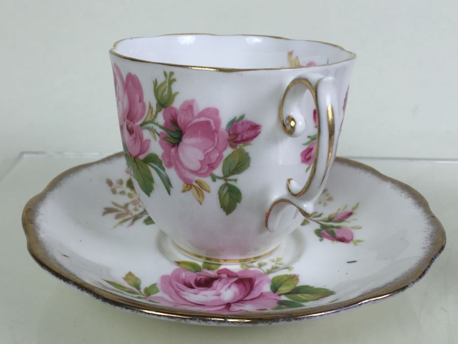 Set Of 5 Cups And Saucers With Woven Reticulated Plates [Photo 29]