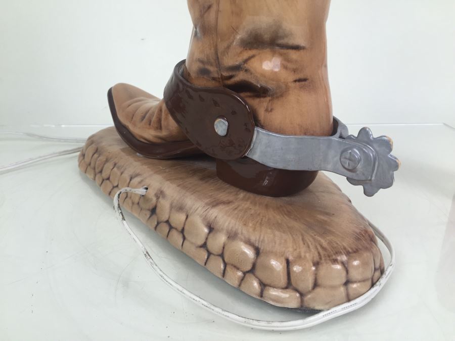 Painted Ceramic Western Cowboy Boot Lamp With Cowboy Hat Finial [Photo 10]