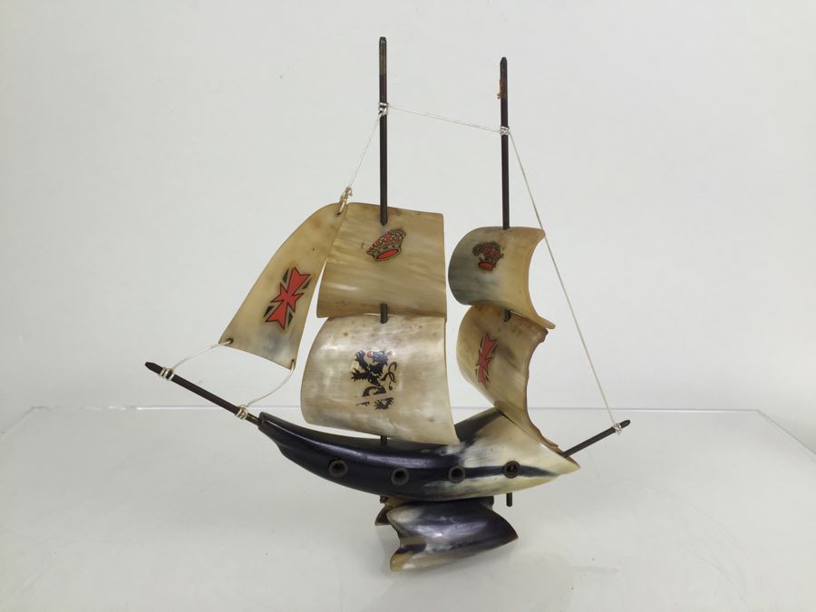 Sailing Ship Model Sculpture Made From Horn [Photo 4]