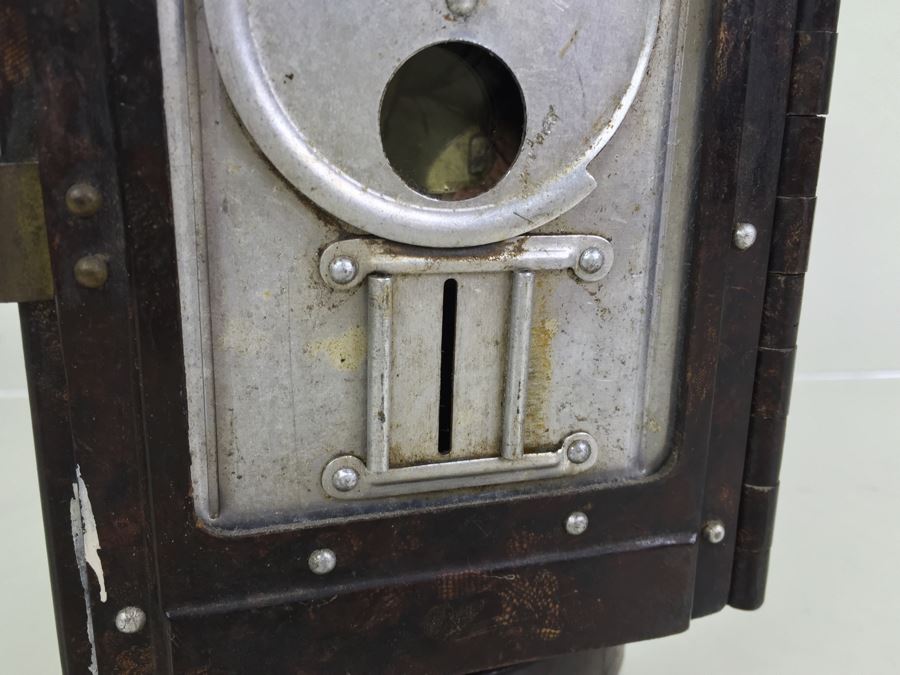 German WWII Original Bakelite Carbie Lantern With Handle And Clip [Photo 25]