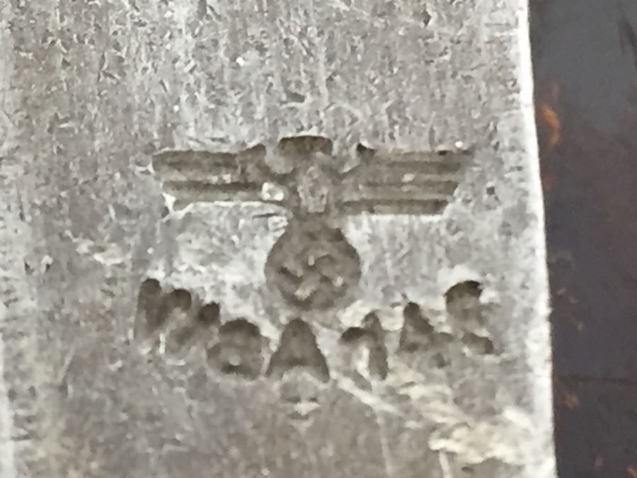 German WWII Original Bakelite Carbie Lantern With Handle And Clip [Photo 29]