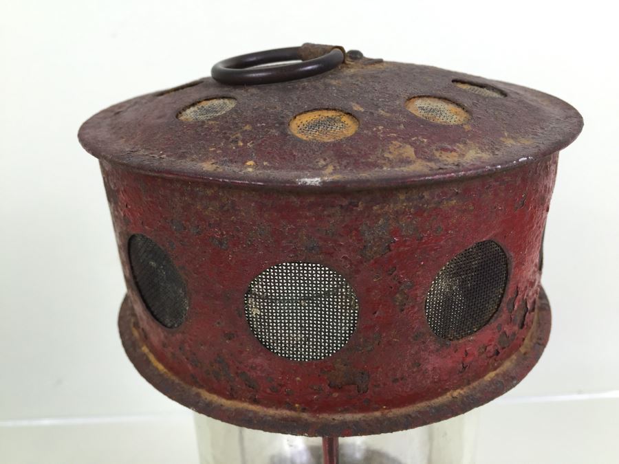 Antique Rusty Red Lantern Maker Unknown [Photo 4]