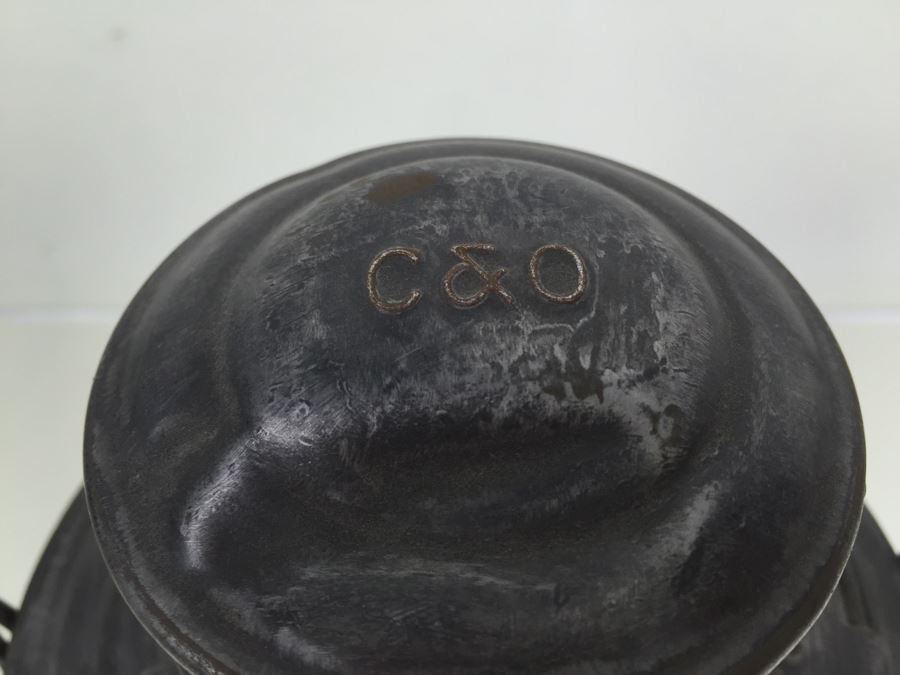 The Adams & Westlake Co. Adlake Kero 4-40 Railroad Lantern With Red Globe Great Condition C & O Chesapeake and Ohio Railway Railroad [Photo 9]