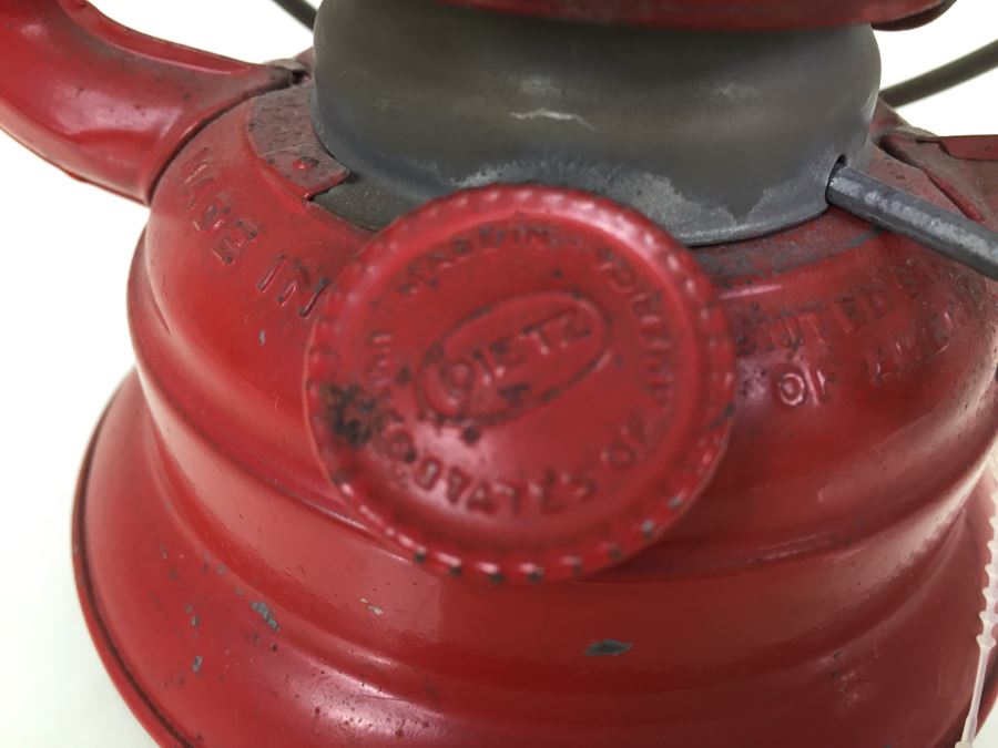 Dietz Comet Oil Lantern Red [Photo 13]