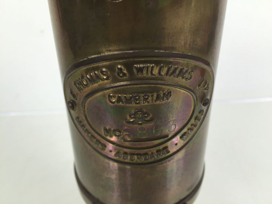 Solid Brass Miners' Lamp E. Thomas & Williams Ltd Cambrian No 6863 Oil Lantern Makers Aberdare Wales [Photo 10]
