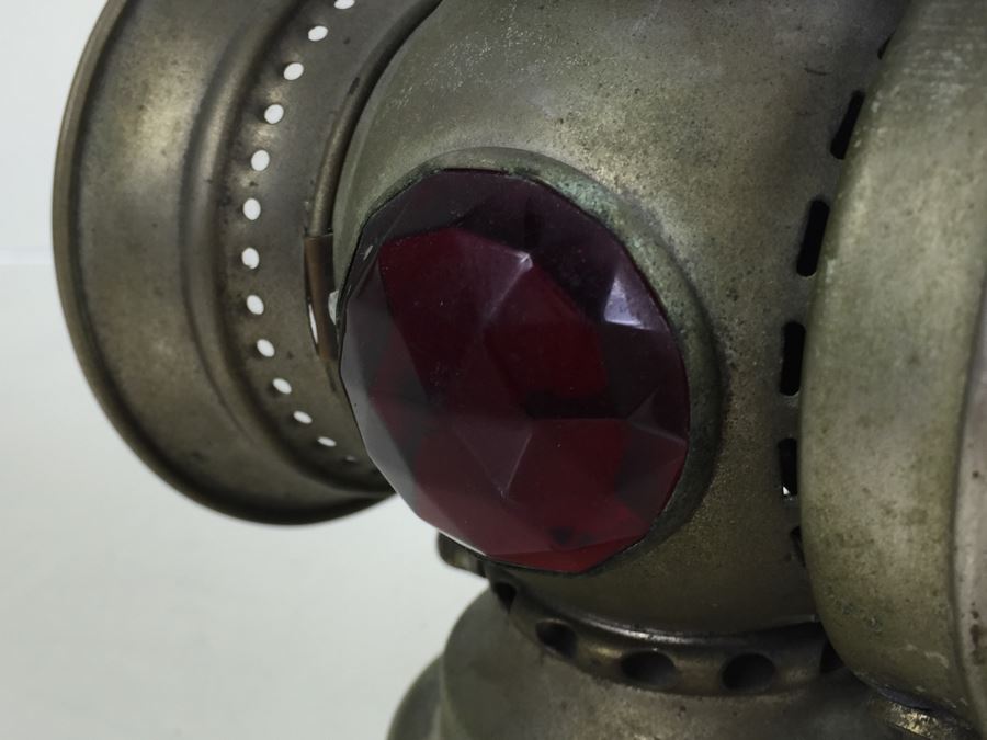 The Badger Brass Mfg Co. Kenosha, Was., U.S.A. Solar Lantern Bicycle Carbide Lamp With Red & Green Side Lenses [Photo 11]