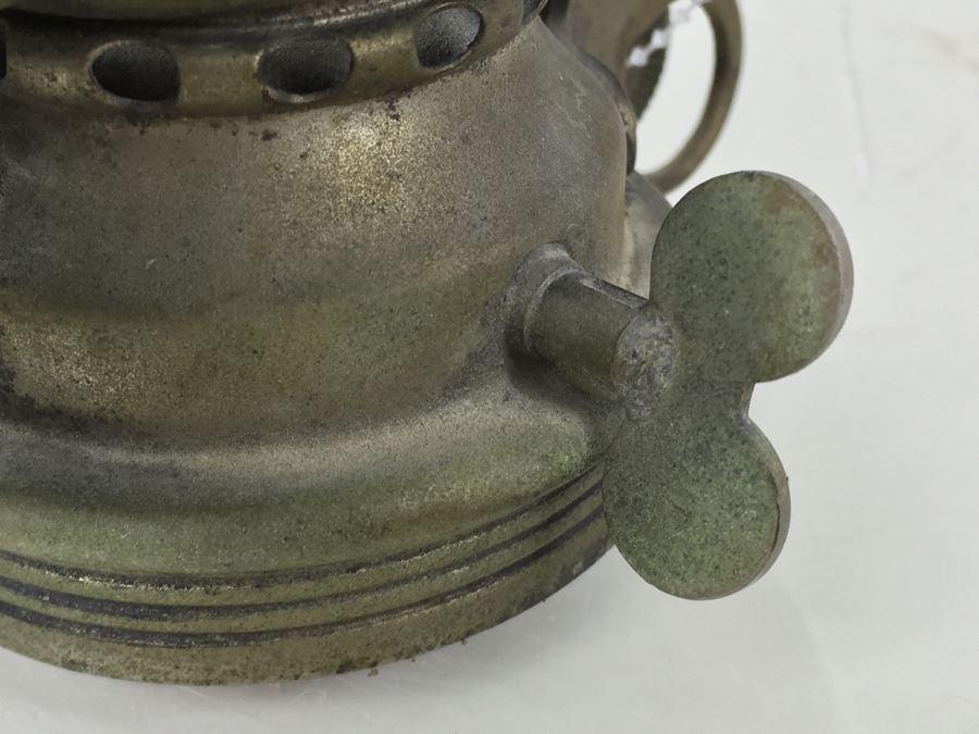 The Badger Brass Mfg Co. Kenosha, Was., U.S.A. Solar Lantern Bicycle Carbide Lamp With Red & Green Side Lenses [Photo 12]