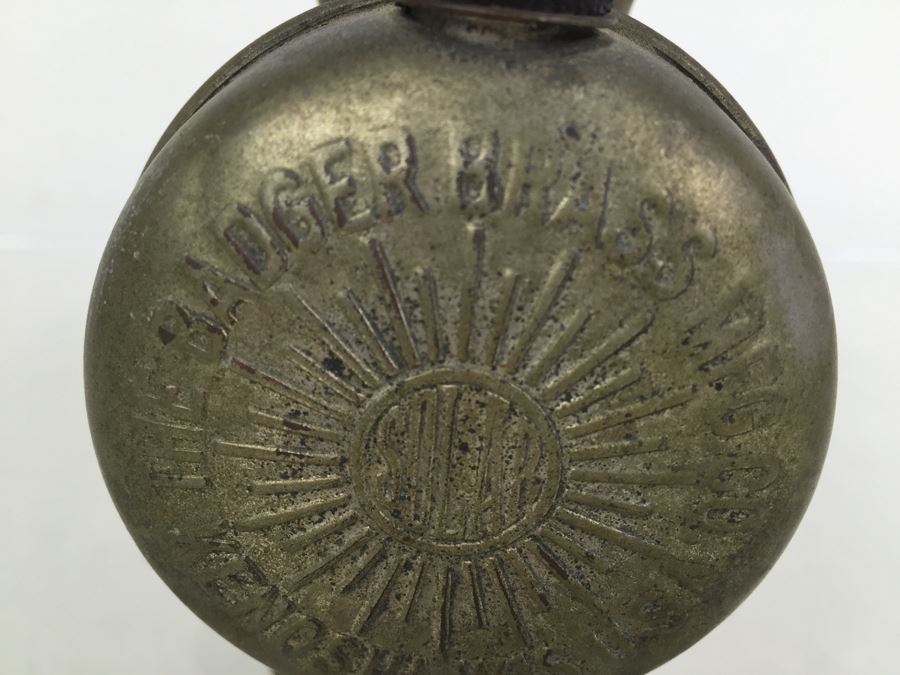 The Badger Brass Mfg Co. Kenosha, Was., U.S.A. Solar Lantern Bicycle Carbide Lamp With Red & Green Side Lenses [Photo 8]