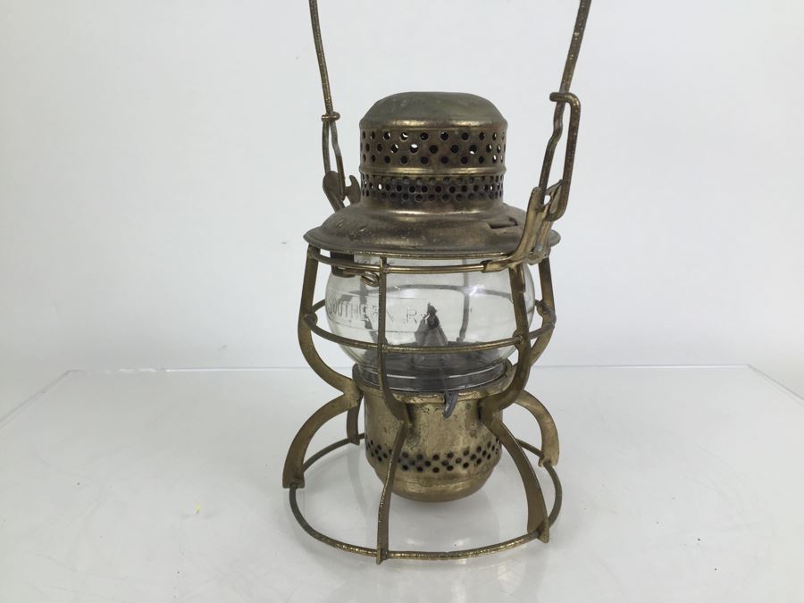 Adams & Westlake Railroad Lantern Adlake 300 With Southerner Ry. Globe Stamped A. C. L. R. R. (Atlantic Coast Line Railroad) New York [Photo 13]