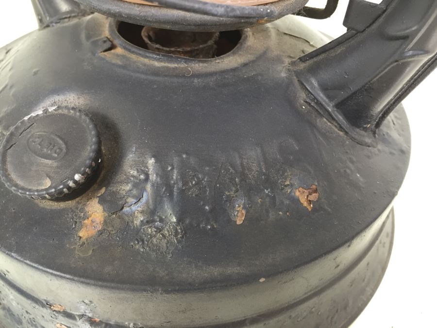 Dietz Lantern Stamped PG&E No. 100 Oil Lantern NY USA [Photo 10]