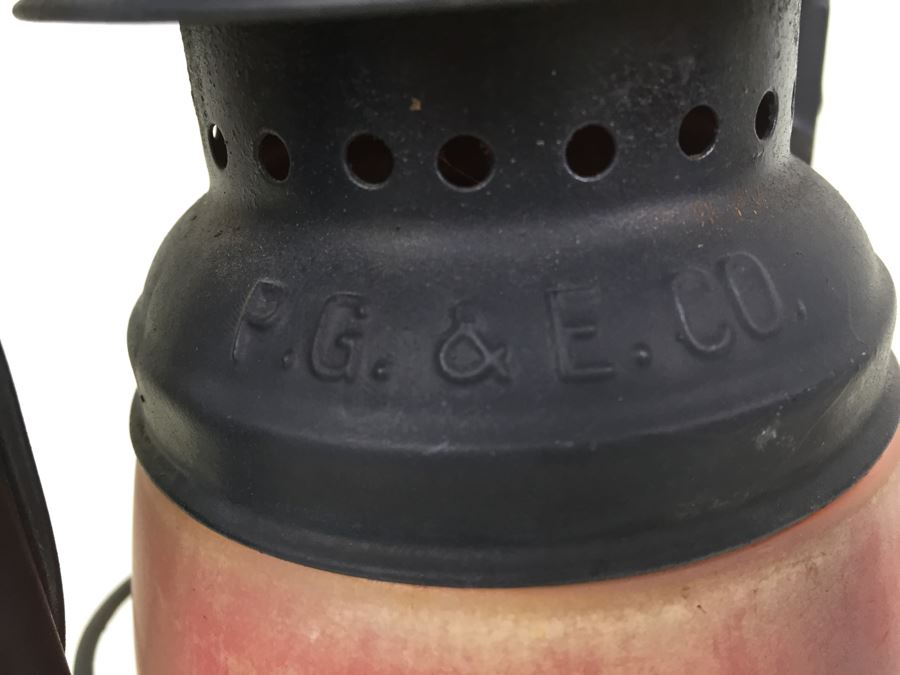 Dietz Lantern Stamped PG&E No. 100 Oil Lantern NY USA [Photo 2]