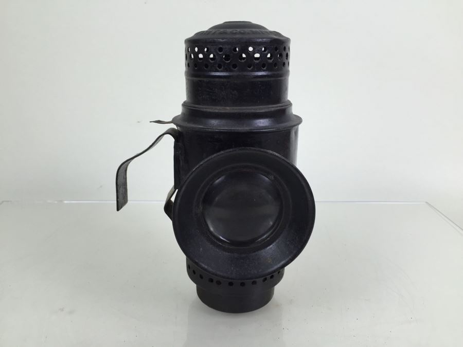 Railway Railroad Lantern By E. T. Wright & Co Mfrs. Hamilton Ont. [Photo 13]