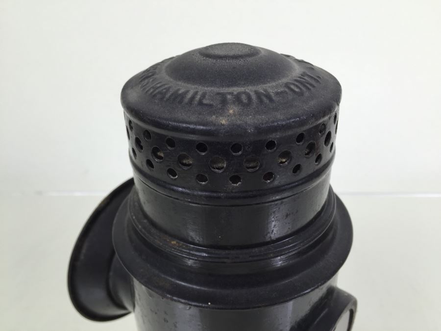 Railway Railroad Lantern By E. T. Wright & Co Mfrs. Hamilton Ont. [Photo 10]