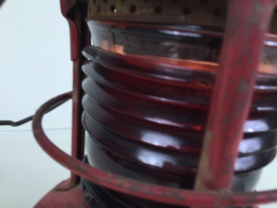 Red Dietz Night Watch Lantern Syracuse NY USA With Red Globe Stamped S. D. G. & E. Co. [Photo 7]