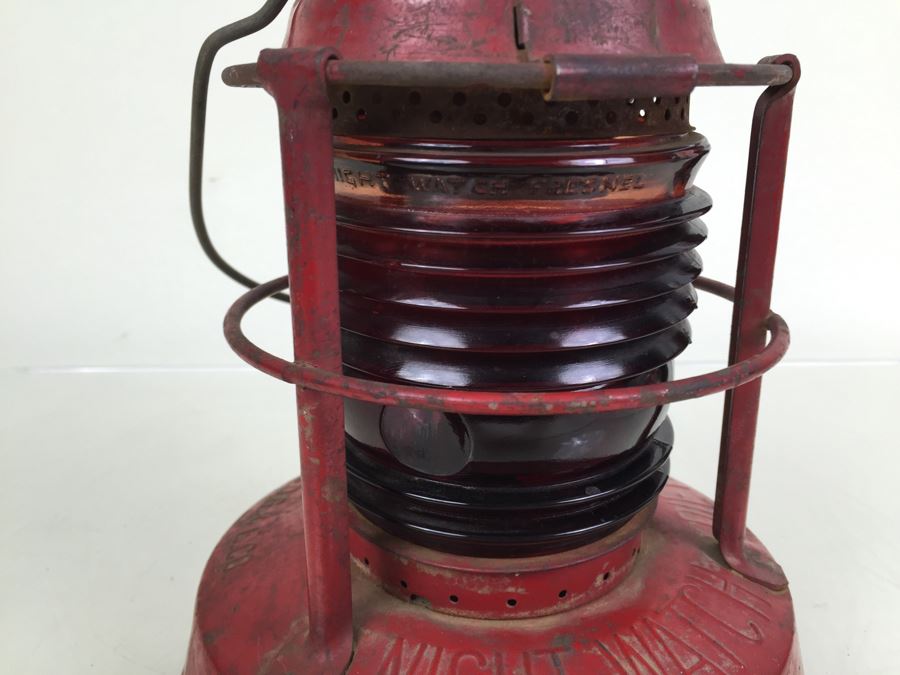 Red Dietz Night Watch Lantern Syracuse NY USA With Red Globe Stamped S. D. G. & E. Co. [Photo 10]