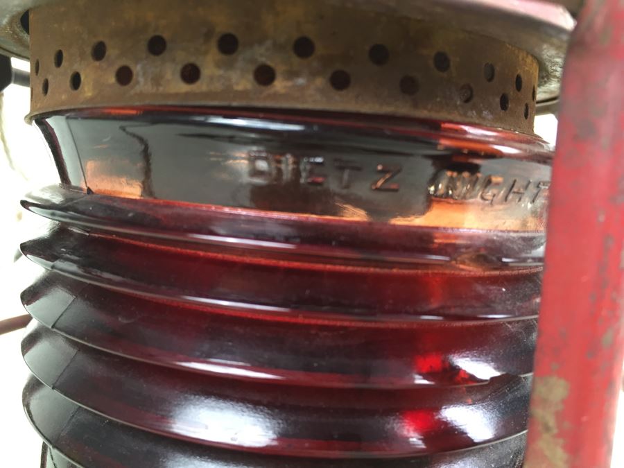 Red Dietz Night Watch Lantern Syracuse NY USA With Red Globe Stamped S. D. G. & E. Co. [Photo 8]